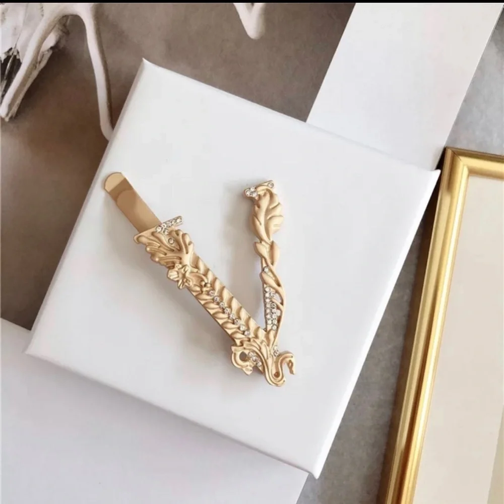 New Oversized Fashion Hair Clip/Barrett - Picture 2 of 4